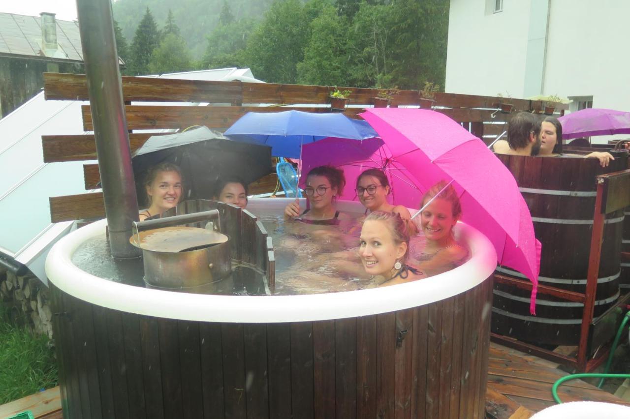 Riversong Centre Thermal Les Plans-sur-Bex Buitenkant foto